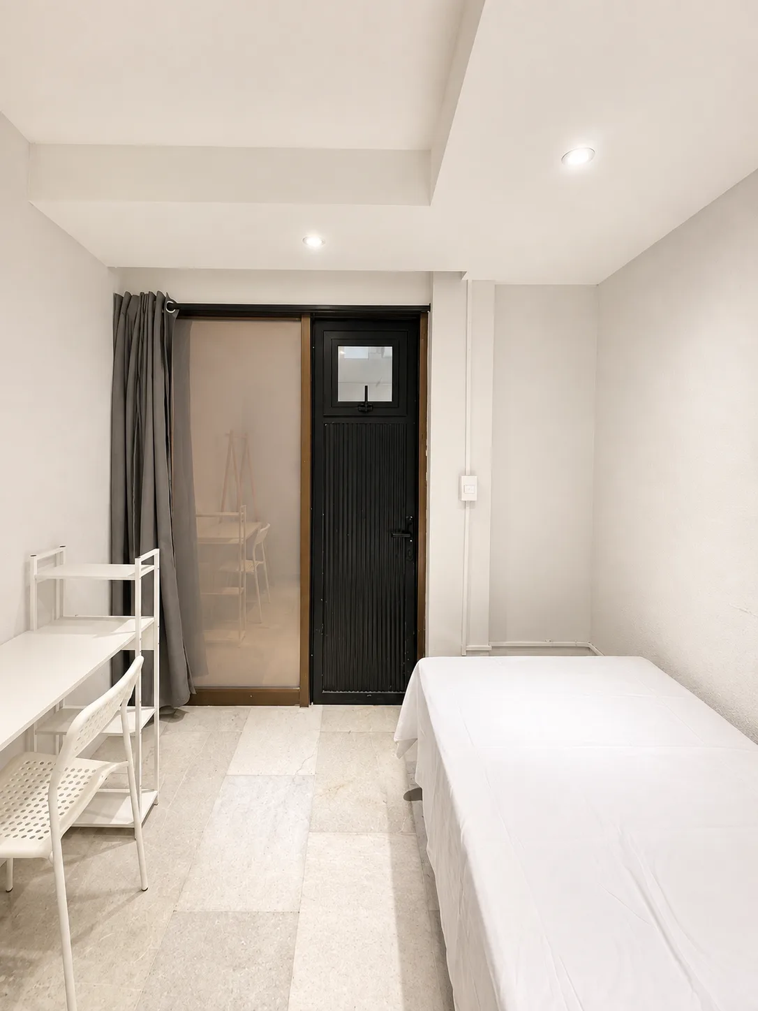 Comfort Room — Cuarto 8, otro ángulo